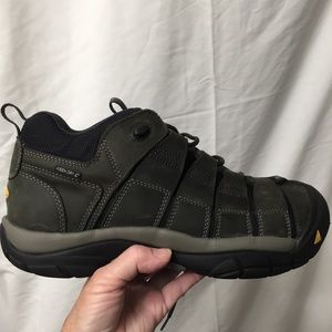 Men’s Keen Newport Trail boots size 12 NWT